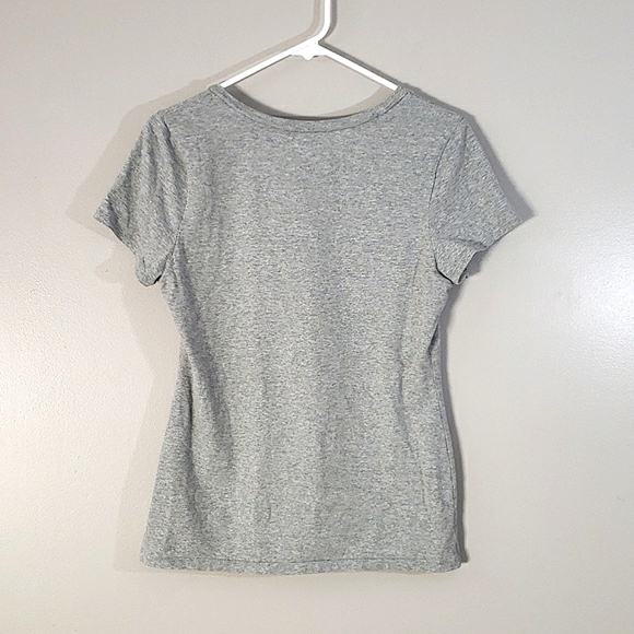 Gap gray v-neck tee, L - Picture 4 of 4